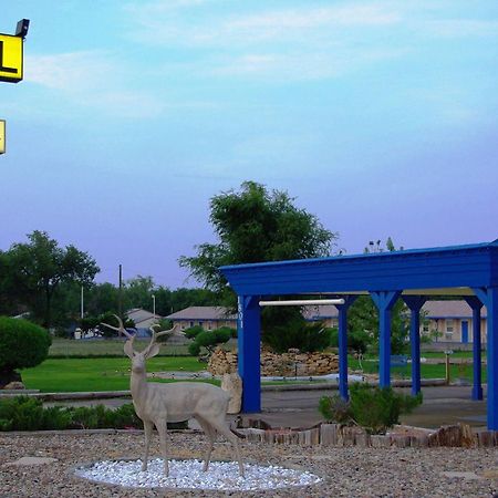 Blue Spruce Motel Lamar Екстер'єр фото